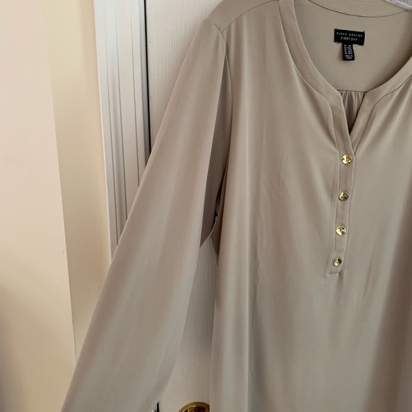 Susan Graver Every Day top - Picture 2 of 5